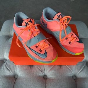 Nike + Kevin Durant VI Athletic Sneakers